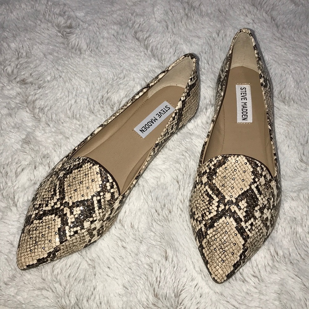 Steve Madden Focus-s Flats